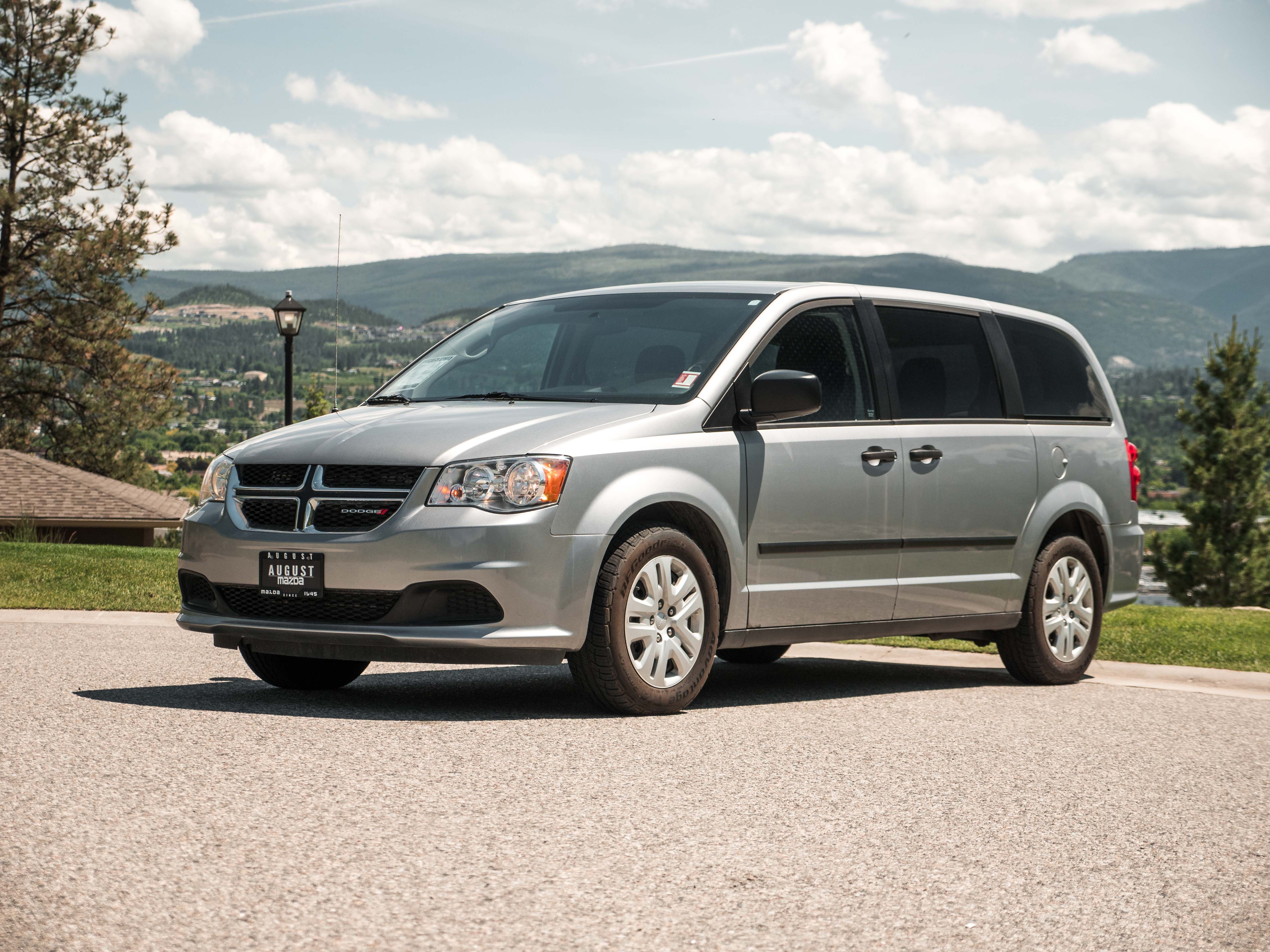 Pre-Owned 2016 Dodge Grand Caravan SE/SXT 4 Door Passenger Van in ...