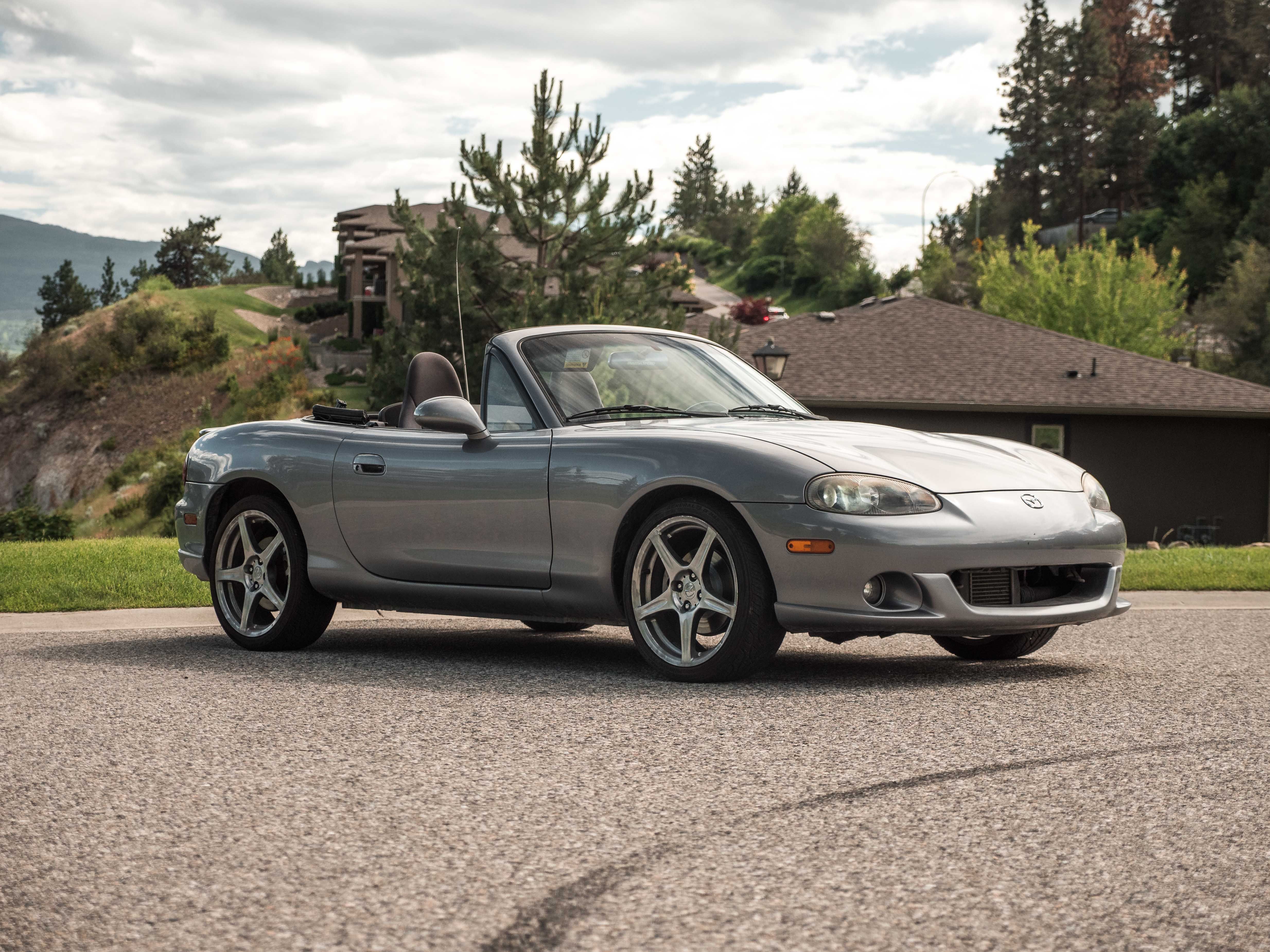 Pre-Owned 2004 Mazda Miata Cloth 2 Door Convertible in Kelowna #U-3790 ...